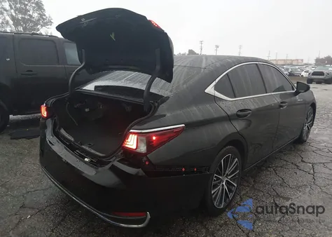 2024 Lexus Es 300H из США, поврежденный, VIN 58ADA1C16RU049612